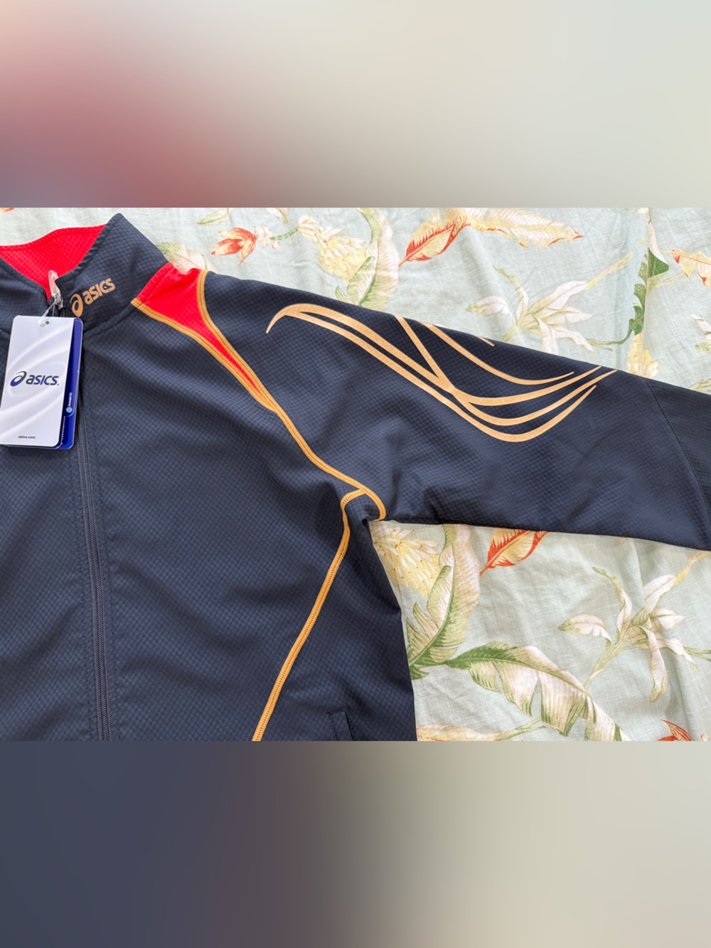 Asics jacket - Picture 6 of 12
